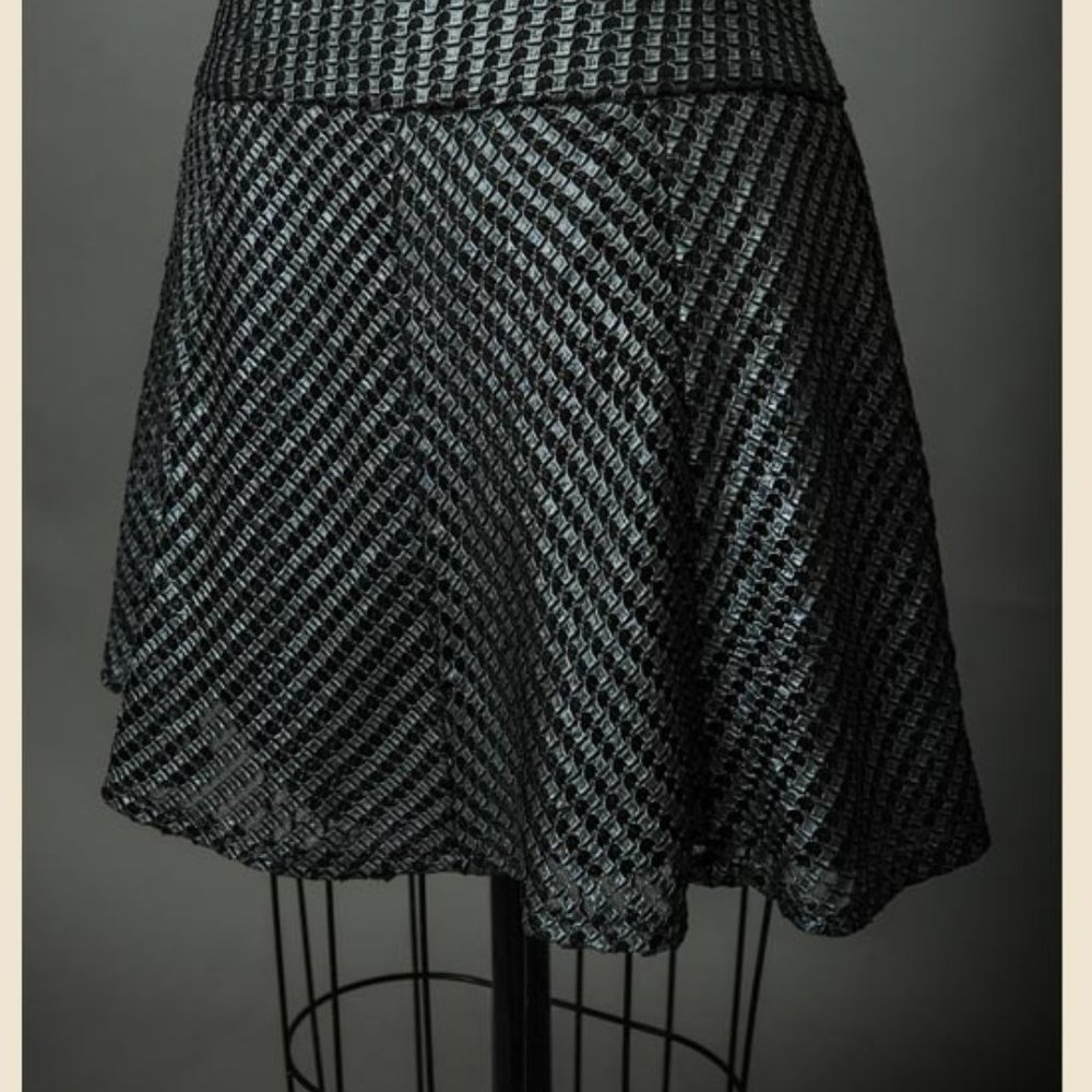 Heavy Red Fortified Rebellion Skirt - Size Medium - Picture 2 of 4